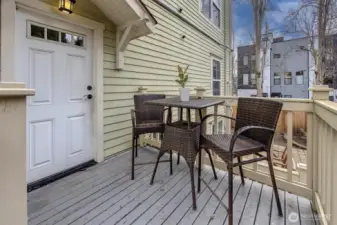 Main level back exit to yard. The perfect place to enjoy sunny afternoons or outdoor BBQ.