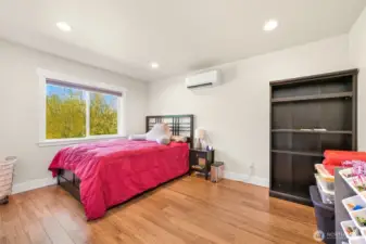 Upstairs bedroom #3