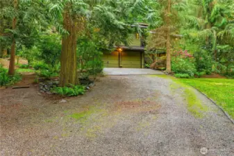 Midcentury Modern nestled within a serene woodland!