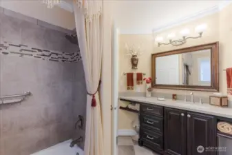 Bathroom Full