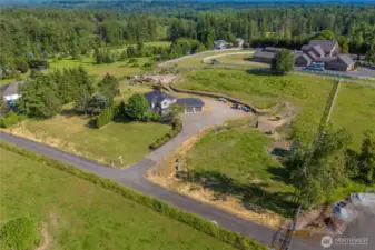 2.5+ ac fenced pastures