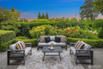 Experience your own in-city oasis surrounded by custom landscaping. The owners created a parklike space with layers of hand selected greenery.