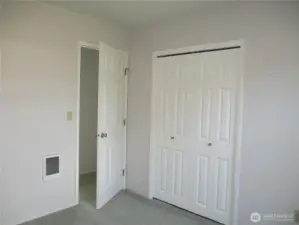 GUEST 2