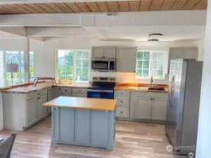 Welcome to your brand new kitchen!