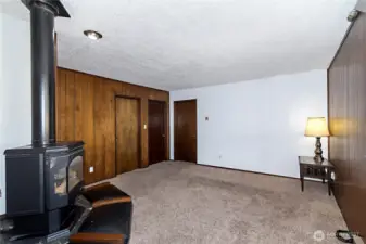 2 bedroom Apt C- Living room