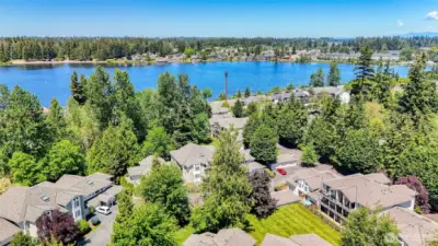 The Silver Lake community. Near Mill Creek Towne Center, shopping, restaurants, and easy freeway access.