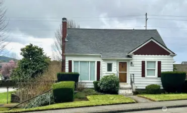 GREAT location for easy access to HWY 12 for quick commutes