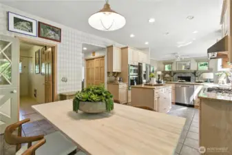 Kitchen + Nook