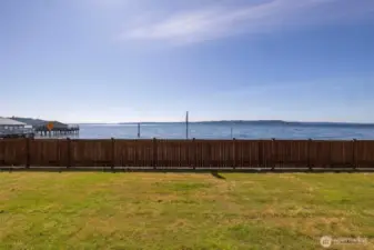 Beautiful deck views!