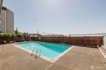 Pool overlooks the Puget Sound!
