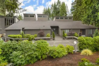 Sixty 01 clubhouse