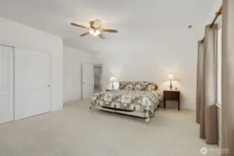 Lower floor bedroom