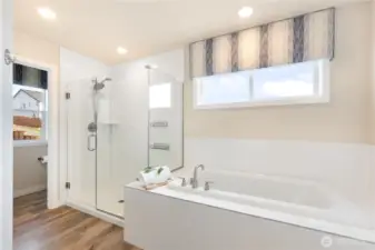 5-piece ensuite Primary Bathroom