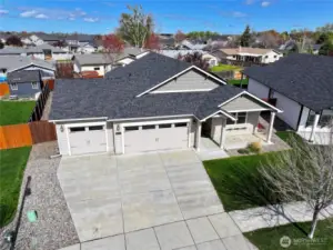 Extended 3 Car Garage