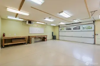 Shop is insulated and has a natural gas heater