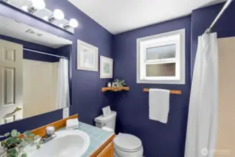 Full bathroom in basement