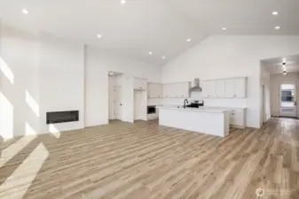 Living and Kitchen!