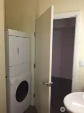 Full size stack laundry included in sale