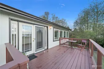 View deck with wheel chair access.