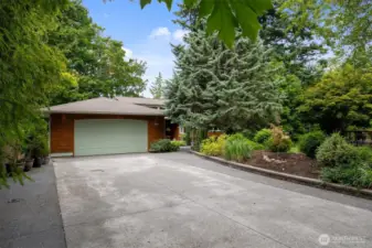 driveway set up for pickle ball/badminton with post locations