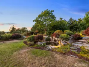 Custom Landscape Lighting.
