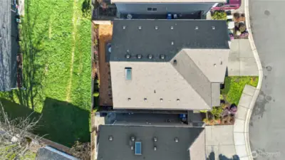 Top down view. HOA covers front yard landscaping.