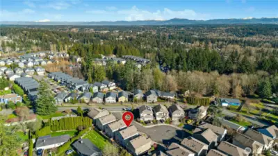 Cul-de-Sac of 14 homes!