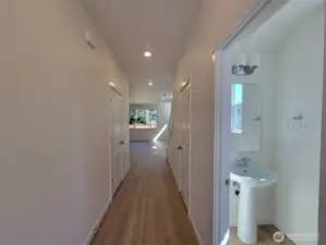 entry hall w/ 1/2 bath