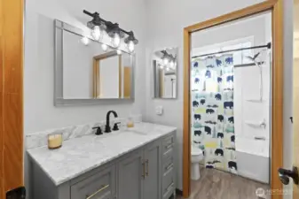 Full bath between two rooms