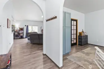 Flex space to right of entry (used currently as office)