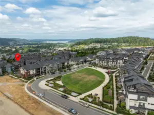 Distant views of Lake Sammamish highlight the townhome’s incredible location—nestled in the Highlands with natural beauty, parks, and trails all around.
