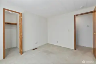 PRIMARY ROOM
