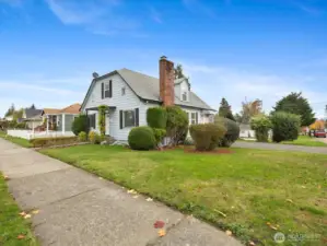 Big, open sunny lot.