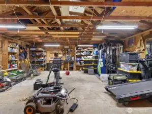 Oversized garage - enough for 2car garage and shop space OR 4 cars!