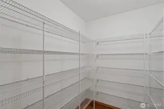Kitchen pantry