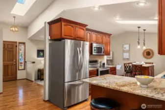 Foyer & Kitchen