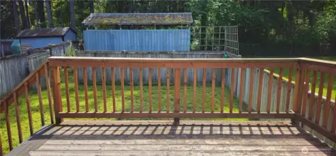 Flex studio above the garage deck and backyard