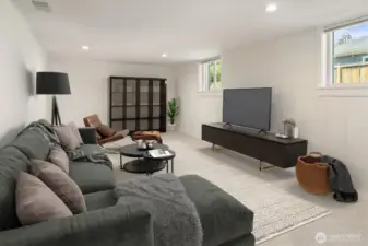 Very pleasant rec room.  All rooms freshly painted.