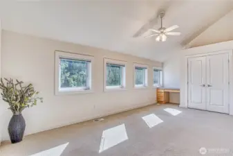 Upstairs Fourth bedroom