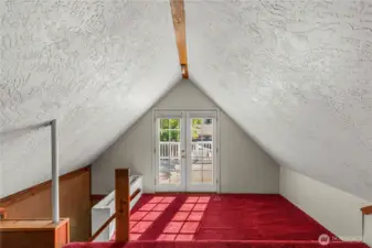 Landing to upper bedrooms and deck area