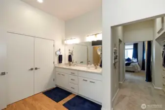 Side by side sinks!