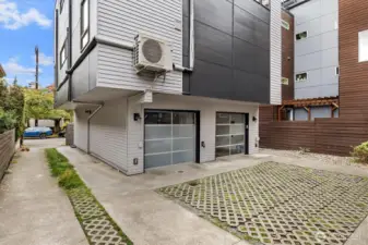 Well maintained community and neighbors!