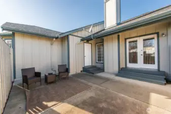 Space to relax and dine