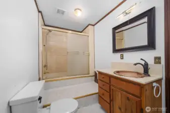 Full bathroom on the main floor.
