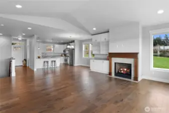 Living Room (un-Staged)