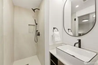 Primary En-Suite Bathroom- Upper Level