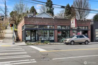 Just a few blocks to Café Lago, a neighborhood favorite Italian spot.