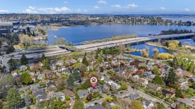 Just north of Union Bay is University Village for fantastic shopping and dining.