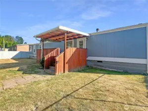 Covered front porch - perfect for that morning cup of coffee!