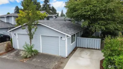 1 car garage and 1 parking spot